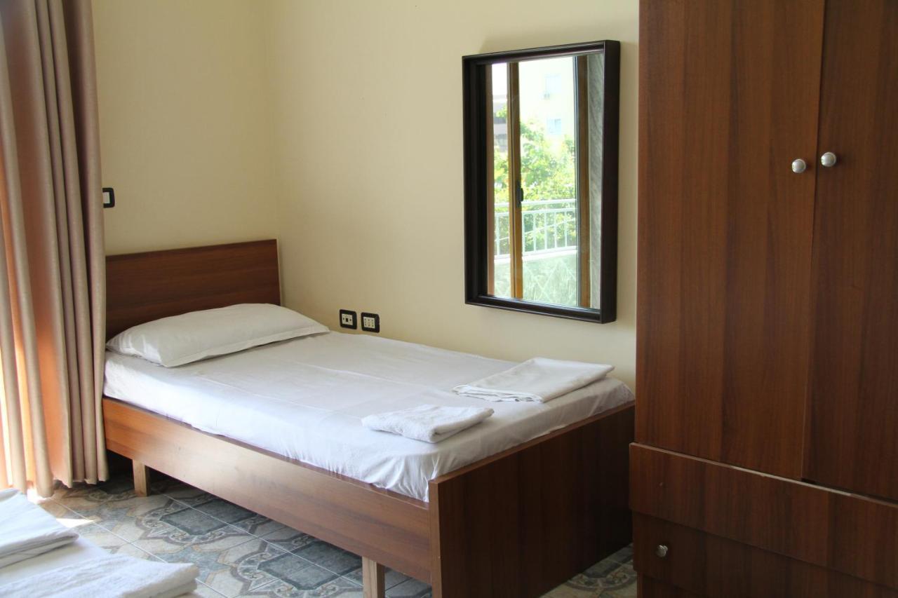 Appartamento Shtepi Pushimi Durrës Esterno foto