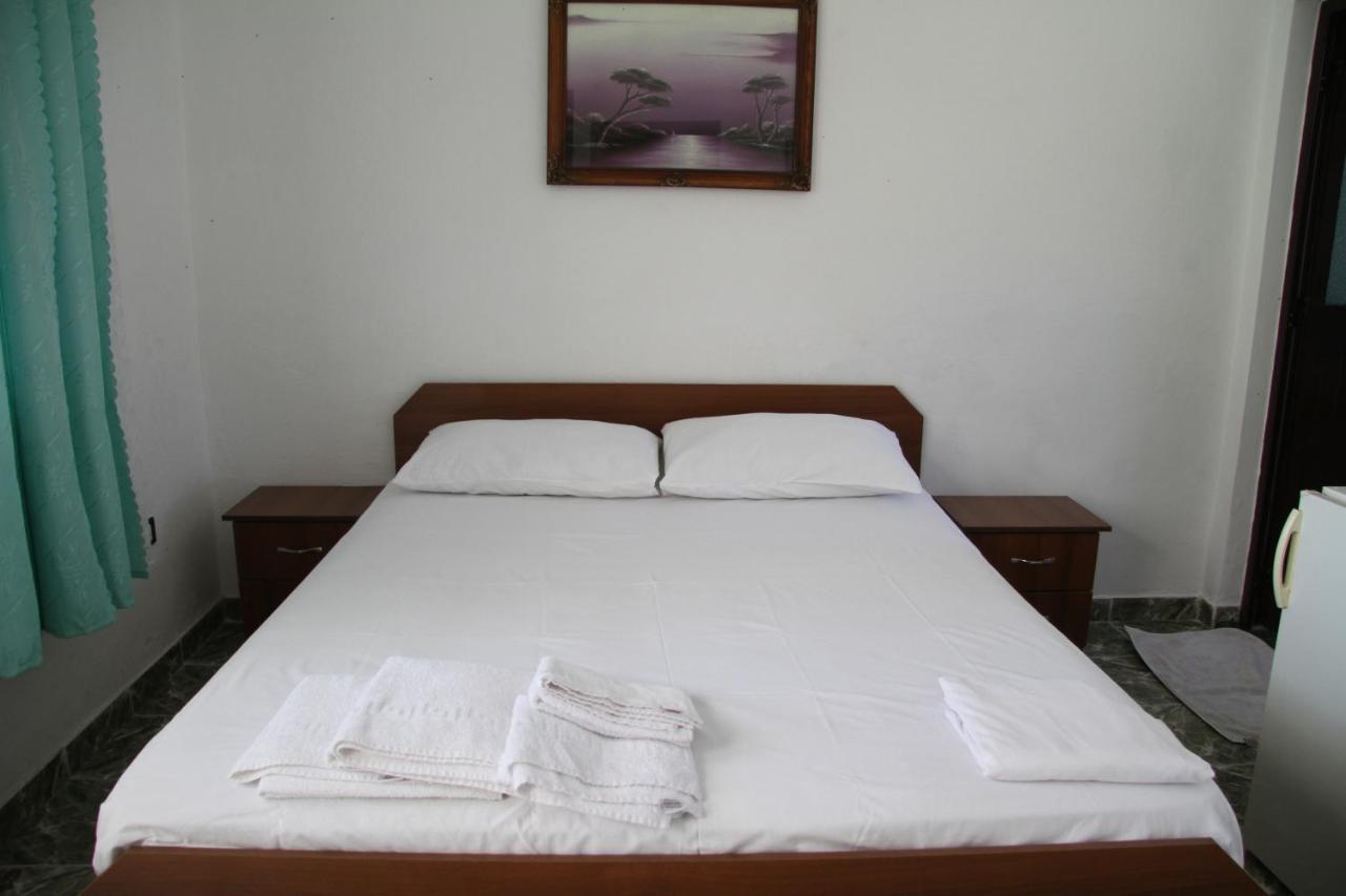 Appartamento Shtepi Pushimi Durrës Esterno foto