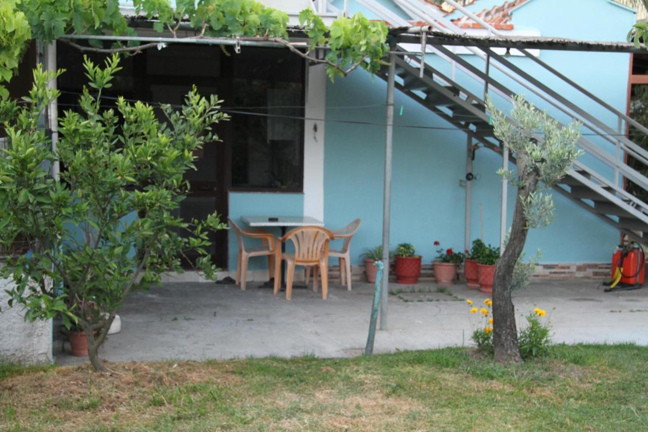 Appartamento Shtepi Pushimi Durrës Esterno foto